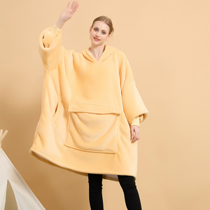 Manta com Capuz de Fleece Gigante Personalizável para Inverno, Quente e Confortável, com Bolso Grande – Atacado - Product Image 2