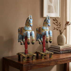 Caballo de Madera Pintado a Mano con Diseño Tradicional - Product Image 6