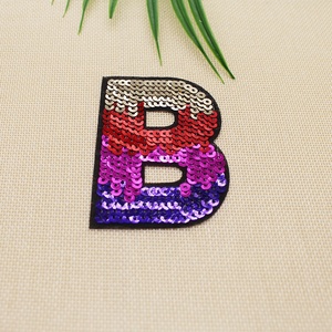 Patchs à paillettes avec lettres anglaises colorées, broderie personnalisée de haute qualité, vente en gros, pièces - Product Image 2