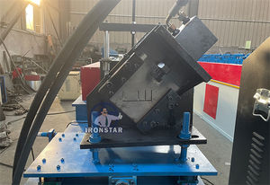 Máquina formadora de rollos de acero y tachuelas de metal de canal U para techo de paneles de yeso de partición - Product Image 3