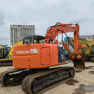 Excavatrice sur chenilles d'occasion Hitachi ZX135US de 13,5 tonnes, modèle ZX135US ZX55, hydraulique avec composants moteur et pompe essentiels - Product Image 4