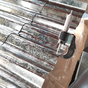 Tôles de Toiture Ondulées Galvanisées, Prix des Tôles de Toiture en Fer, Tôles de Toiture Métalliques Transparentes, Quantité, Temps de Construction en Acier TIA - Product Image 1