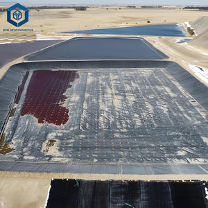 Geomembrana de HDPE Versátil, Resistente al Agua, con Tratamiento UV, para Proyectos de Vertederos en Jordania - Product Image 5