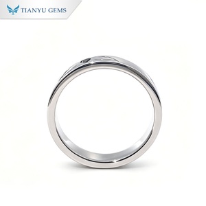 Bague Tianyu Gems personnalisée avec gravure Aile d'Ange, en or massif, ornée d'un moissanite noir poire, pour homme et femme, bague de mariage empilable - Product Image 3
