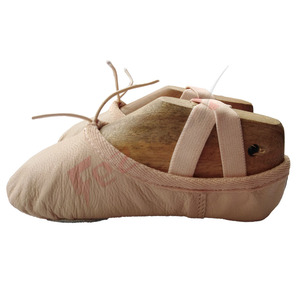 Chaussures de danse de Ballet en cuir pu, chaussons souples - Product Image 2