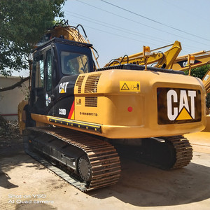 Excavadora de cadenas Caterpillar usada original de 20 toneladas, modelos CAT320D, 320D2/D2L, 320C/CL, 320B/BL, con potencia de 99.9kW y capacidad de cazo de 1.15m, en stock. - Product Image 1