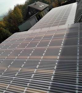 Plaques de toiture modernes en <span class=keywords><strong>polycarbonate</strong></span> ondulé transparent 0,8-2 mm, écologiques, durables, avec revêtement UV 50-80 microns, structure en H - Product Image 6