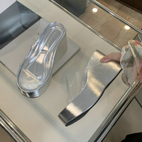 Sandales à talons hauts à semelle épaisse pour femmes, à bout ouvert, pour l'extérieur, avec semelle souple