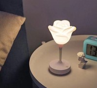 Sortie d'usine cadeau créatif lampes de table de chevet romantiques veilleuse rose en silicone blanc