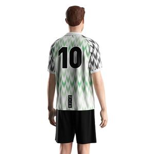 Maillot de football à séchage rapide avec col polo en V, empiècements en maille respirante et graphismes personnalisés pour le port sur le terrain - Product Image 4