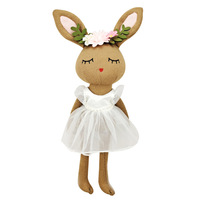 Vente en gros Lapin de Pâques Peluche Crochet Animaux en peluche Changealbe Tricoté à la main Bébé Playmate Lapin avec fleur Robe Poupée