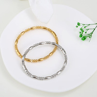 Bracelet Étoilé de Luxe en Acier Titane pour Femme, Jonc en Acier Inoxydable Électroplaqué Anti-ternissement, Bijoux Tendance INS