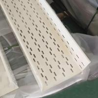 Cannelle de câblage industrielle en acier inoxydable perforée et ventilée sur mesure pour la pose de câbles de construction et les chemins de câbles électriques