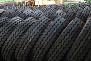 Pneus et jantes de camion de haute qualité 10.00R20 11.00R20 12.00R20 315/80R22.5 12.00R24 IItantas - Product Image 2