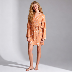 Camicia da notte in raso con motivo a luna pigiama di bambù di lusso con scritta in abito da notte Sexy e pigiama - Product Image 1