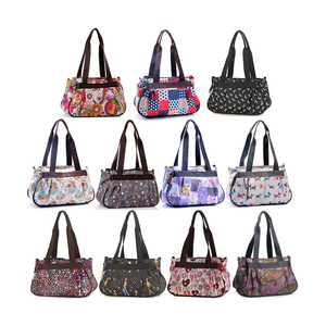 Sacs à <span class=keywords><strong>main</strong></span> pour femmes personnalisés, imperméables, imprimés fantaisie, nouveaux modèles, sacs à <span class=keywords><strong>main</strong></span> pour femmes personnalisés - Product Image 2
