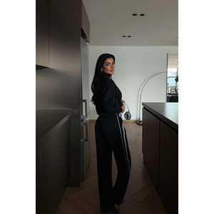 Ensemble de survêtement en velours noir Margo, design personnalisé, détails en dentelle, respirant, 2 pièces, à capuche, pour jogging/gym, hiver, logo imprimé - Product Image 1