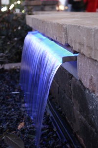 Cascade murale en bambou de marbre, cascade d'eau personnalisée en acier inoxydable pour piscine extérieure - Product Image 6