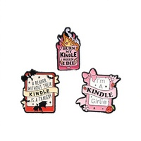 Pin Enamel Pembaca Elektronik Logam Pink, Pin Pembaca Lucu, E-Reader Mereka Adalah Tragedi, Bros Lapel, Grosir, Cetak Letterpress