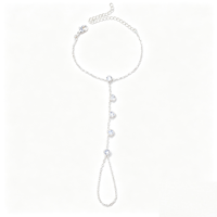 Bracelet de main simple en zircon pour femme, idéal pour le quotidien et les fêtes, vente en gros
