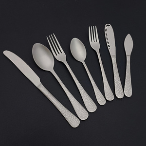 Ensemble de couverts de luxe en titane, couteau, cuillère et fourchette en acier inoxydable, ensemble de couverts pour mariage et fête - Product Image 3