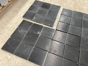 Dalles de pavé en pierre grise Blacklime, coupées aléatoirement, naturelles, pour surfaces extérieures traditionnelles, résistantes à l'eau, qualité supérieure pour villas - Product Image 6