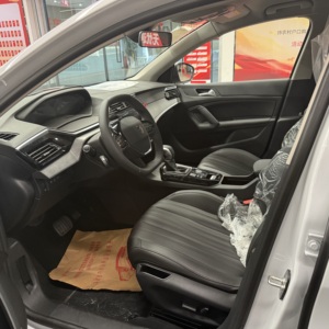 <span class=keywords><strong>Nuevo</strong></span> <span class=keywords><strong>Peugeot</strong></span> <span class=keywords><strong>408</strong></span> 2025 1.5T 127kW 173HP 255Nm 6AT FWD 4 Puertas 5 Asientos Sedán Compacto Hatchback LHD 6.1L/100km - Product Image 5