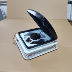 Ac Caravan Bus RV Manual Techo Escotilla <span class=keywords><strong>Brazo</strong></span> de soporte fuerte 12V Luz LED Vidrio Ingeniería Cubierta superior de plástico Estado usado Apertura - Product Image 5