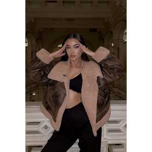 Chaqueta de Mujer con Detalle de Cinturón Marrón - Product Image 2