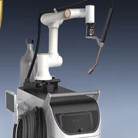 Station de soudage robotisée compacte DONSIN pour applications en usine nécessitant une faible occupation d'espace