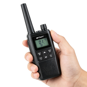 วิทยุสื่อสาร FRS Walkie Talkie Torch 2W UHF ระยะ 2 กม. สำหรับผู้ใหญ่ แบบพกพา ชุดวิทยุสื่อสารสองทาง สำหรับกิจกรรมกลางแจ้ง โรงแรม ร้านค้าปลีก บ้าน และสถานการณ์ฉุกเฉิน - Product Image 1