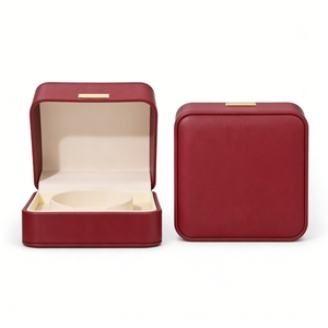 กล่องใส่สร้อยข้อมือแบบมีฝาปิดสั่งทำพิเศษ วัสดุหนัง PU คุณภาพสูง บุด้วยกำมะหยี่ ปั๊มฟอยล์โลโก้ตามสั่ง ราคาโรงงาน - Product Image 6