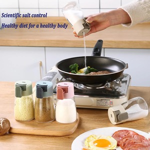 High Quality 100ml <b>Plastic</b> Seasoning <b>Bottle</b> Screw Cap 0.5g Ration Control Salt Kitchen Spice Container Herb Spice Tools - Product Image 6