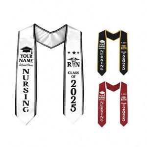 Ensemble de toges de graduation personnalisées 2025 – Écharpe, toge et toque promotionnels en polyester durable imprimé par transfert thermique - Product Image 1