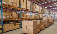 En stock Shanghai vers Toyama Japon Expédition express DHL FedEx UPS TNT EMS Service d'échantillonnage de petits colis