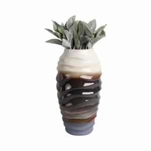 Vaso in ceramica con design a texture ondulata per l'arredamento del soggiorno - Product Image 2