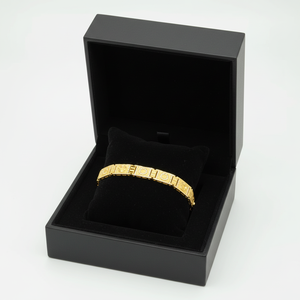 Bracelet en or 22 carats de qualité supérieure avec un motif géométrique détaillé pour hommes et femmes, accessoire de mode élégant - Product Image 3