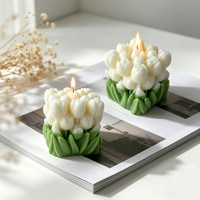 LF Luxuriöse Handgemachte Tulpen-Bouquet Duftkerze Lila Weiße Blumenförmige Sojawachs-Glaskerze Valentinstag Heimdekoration