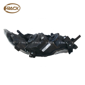 Lampes de voiture pour <span class=keywords><strong>Corolla</strong></span> Feux pour <span class=keywords><strong>Toyota</strong></span> <span class=keywords><strong>Corolla</strong></span> 2010-<span class=keywords><strong>2013</strong></span> Jaune Côté Conduite à gauche USA Version Fabricant de phares de voiture - Product Image 2