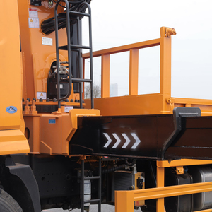 Nouveau <span class=keywords><strong>camion</strong></span>-grue télescopique de boom de transport de cargaison de la coutume CLW 6x4 25 tonnes <span class=keywords><strong>avec</strong></span> le <span class=keywords><strong>hayon</strong></span> - Product Image 5