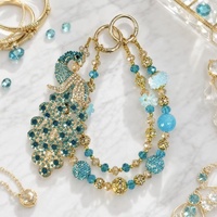 Lujoso Colgante de Pavo Real Teal con Cuentas, Cristales y Diamantes de Imitación, Llavero Dorado, Colgante para Teléfono, Joyería Hecha a Mano al por Mayor