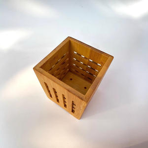 حامل عيدان الطعام من الخيزران مربع الشكل للبيع المباشر من المصنع، حامل عيدان الطعام المجوف لتصريف المياه وتخزين أدوات المائدة - Product Image 3