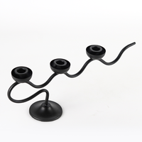 Ensemble de bougeoirs en métal gaufré à trois connectés de luxe objets décoratifs pour la maison élégants