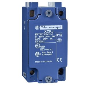 Capteur photoélectrique Telemecanique XUSZSC138 240V AC 3A IP66 Utilisation industrielle - Product Image 1