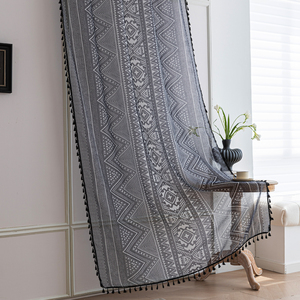 Rideaux transparents géométriques-pompons noirs, polyester bloquant les UV pour la décoration de café/chambre à coucher/mariage - Product Image 1