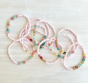 Pulseras de Cuentas Acrílicas Coloridas al por Mayor, Pulseras Personalizadas con Letras de <span class=keywords><strong>Taylor</strong></span> <span class=keywords><strong>Swift</strong></span> para Conciertos, Pulseras de Amistad para Mujeres y Hombres - Product Image 6