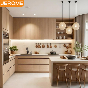 Ensemble de meubles de <span class=keywords><strong>cuisine</strong></span> modulaires de luxe moderne en bois clair, sans poignées, avec îlot en cascade et étagères, conception gratuite en 48 heures - Product Image 1