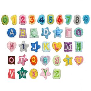 Badge thermocollant brodé à l'ordinateur, mini format, style alphabet de dessin animé, patch lettre anglaise pour vêtements et chapeaux - Product Image 5