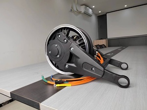 Kit de conversion de scooter électrique <span class=keywords><strong>PCX</strong></span> 72V pour Honda <span class=keywords><strong>PCX</strong></span> 3000w 4000w 5000w, kits de conversion EV, moteur électrique arrière - Product Image 2