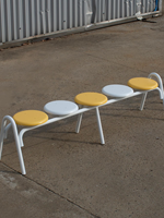 Ensemble table et banc d'extérieur en bambou, style coréen, crémeux, inspiré d'Instagram, personnalisable avec visages souriants, pour terrasse, couleur lait